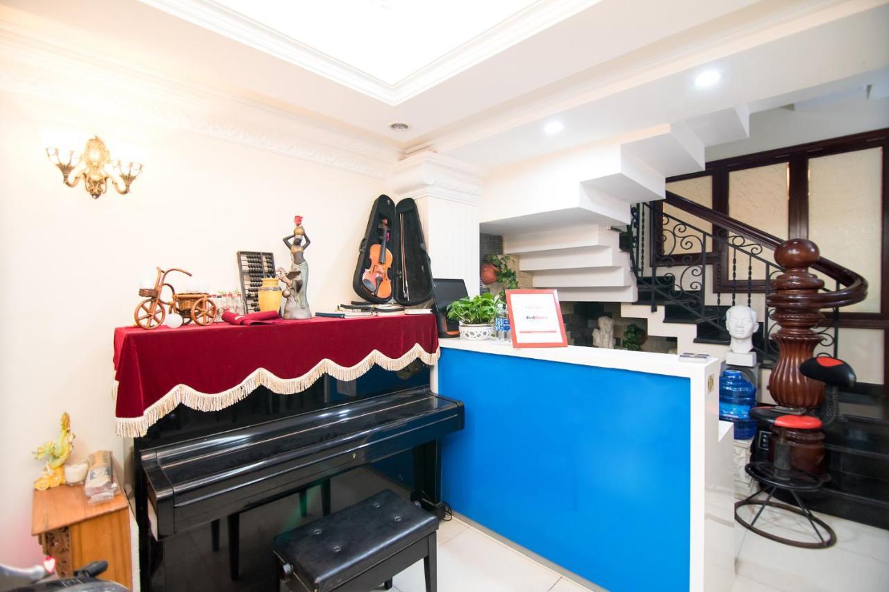 Отель Reddoorz Near Pico Plaza Cong Hoa Хошимин Экстерьер фото
